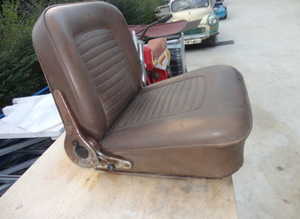 Front seat Maserati 3500 Vignale