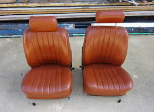 Front seats for Porsche 911