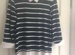 (742) DP black/white top, size 12
