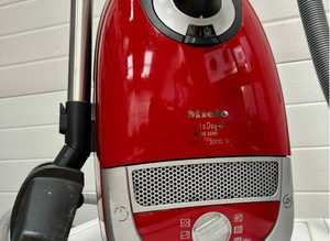 Miele S5261 Cat & Dog   Fully Serviced and Refurbished to a high standard