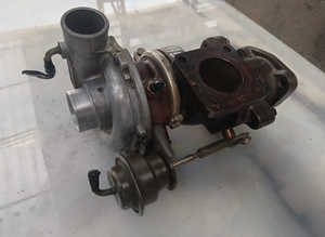 Right turbocharger Maserati 3200 GT