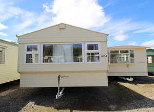 JH CARAVAN'S ***OFF SITE SUPER SALE*** - VICARAGE LANE - PE129AF DELTA SANTANA - 35 X 12 - 3 BEDROOM- D/G & C/H