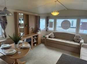 2 Bedroom caravan* Fully furnished * Double glazed & heated on park with facilities ** Suffolk **