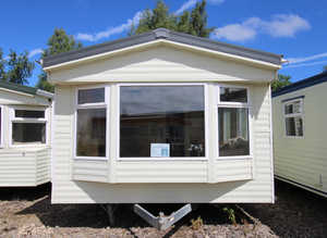 ****MANAGERS SPECIAL****SALE NOW ON**** ALL STOCK REDUCED FOR QUICK SALE**** WILLERBY SAILSBURY -2008 - D/G & C/H- 2 BED JH CARAVAN'S ***OFF SITE