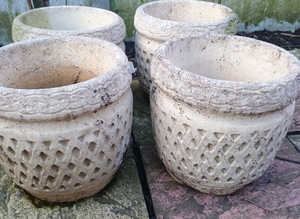 4 concrete beautiful plant pot £35 each as new cream colour lattice effect