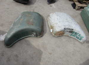 Fuel tanks for Jaguar Xj6 s3