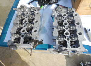 Cylinder heads for Range Rover 3000 Sport