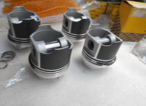 Pistons for Alfa Romeo 2000 Type 102 diameter 84,5
