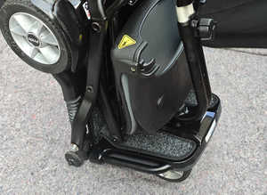 REDUCED: PRIDE Quest. Lion Batt. 18 Stones. Foldable Carboot Mobility Scooter