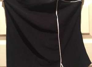 (555) Black boob tube, size 12