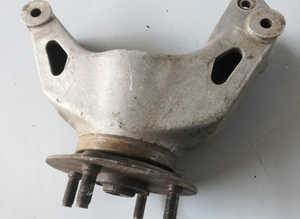 Rear hub for Maserati Merak