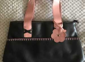 (405) Black/pink handbag, new!
