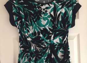 (194) Roman top, size 12
