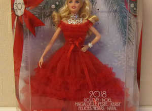 Holiday barbie doll 2018 (NRFB) Rare!