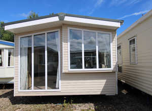 JH CARAVANS OFF SITE SUPER SALE*** VICARAGE LANE - PE129AF REGALE WINDSOR