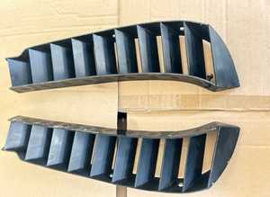 Front bonnet side grills Ferrari F40