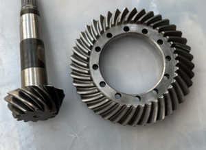 Crown wheel and pinion 12x41 for Ferrari 400
