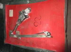 Front door lift window mechanism Audi 100 year 1992
