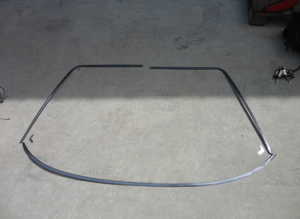 Windscreen chrome molding for Alfa Romeo Montreal