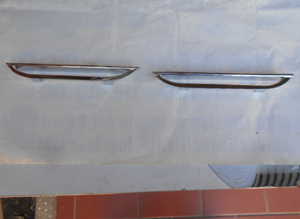 Front bonnet side moldings for Maserati Mistral