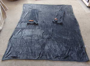 Winthome blanket with sleeves