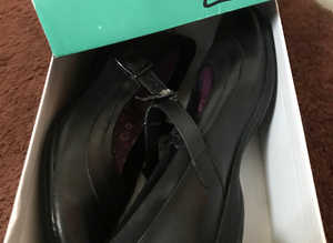 Clarke girls shoes