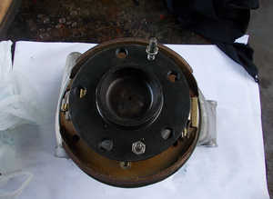 Rear wheel hub Ferrari 400