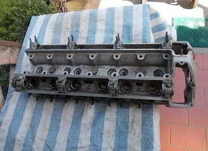 Cylinder head Jaguar Xj6 4.2
