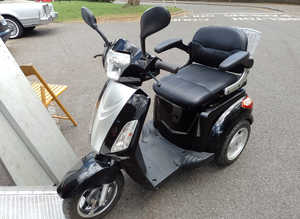 GREEN POWER  MOBILITY SCOOTER