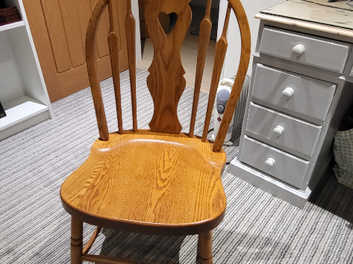 Amish deals oak chairs