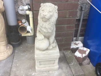 Concrete Garden Lion Ornament | in Alloa, Clackmannanshire | Freeads