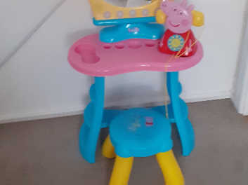 Peppa pig 2024 dressing table