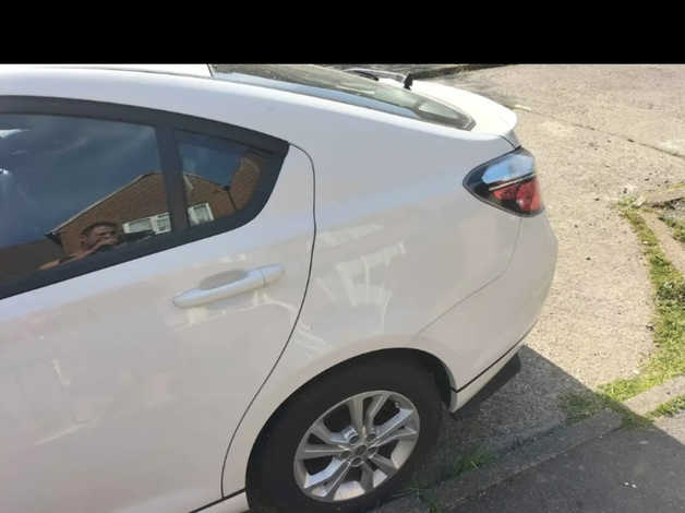 MG MG 6, 2014 (64) White Hatchback, Manual Diesel, 88,000 miles - Image 4