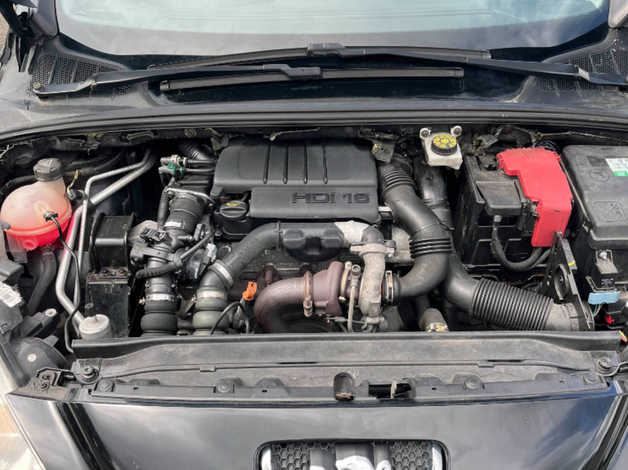 Peugeot 308, 2010 (59) Black Hatchback, Manual Diesel, 151,000 miles - Image 10