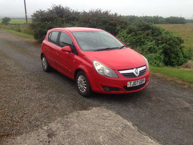 Vauxhall Corsa, 1.2 sxi 2007 (07) Red Hatchback, Manual Petrol, 91,778 miles long mot - Image 3