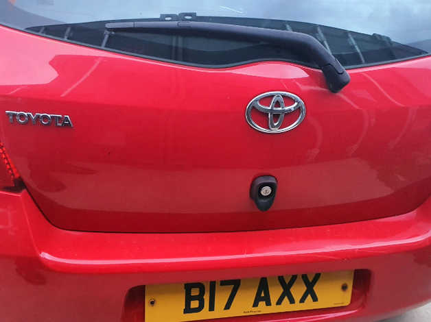 Toyota Yaris, 2007 (07) red hatchback, Manual Petrol, 103000 miles - Image 5