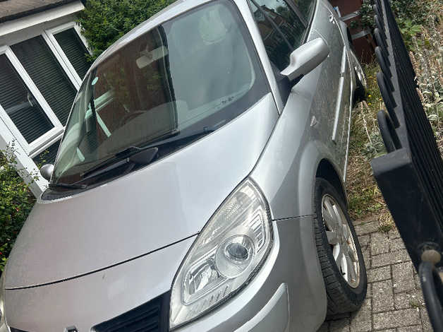 Cheap Renault Megane, 2008 (58) Silver MPV, Manual Diesel, 179,926 miles for sale in Walsall, West Midlands