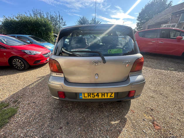 Toyota Yaris, 2001 (51) Red Hatchback, Automatic Petrol, 54,645 miles - Image 9