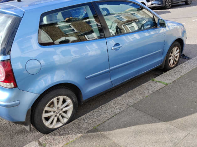 Volkswagen Polo, 2007 (57) blue hatchback, Manual Petrol, 73.000 miles - Image 2
