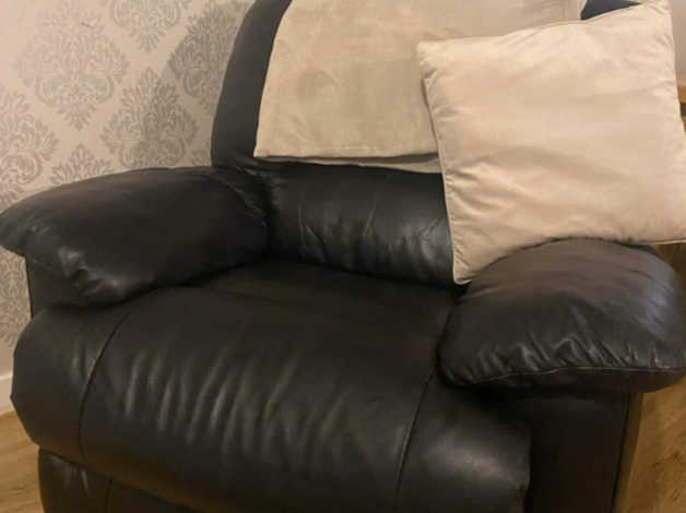 Free recliner sofa and chair in Havant