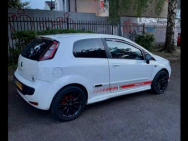 Cheap Fiat Punto Evo, 2010 (60) White Hatchback, Manual Petrol, 118,800 miles for sale in Maesteg, Mid Glamorgan