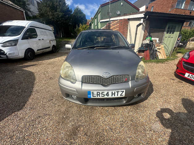 Toyota Yaris, 2001 (51) Red Hatchback, Automatic Petrol, 54,645 miles - Image 5
