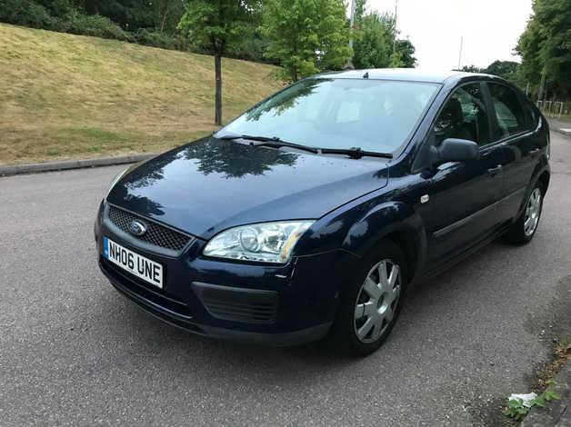 FORD FOCUS 1.6 10 MONTHS MOT FULL SERVICE HISTORY ULEZ COMPLIANT LOW MILEAGE - Image 2