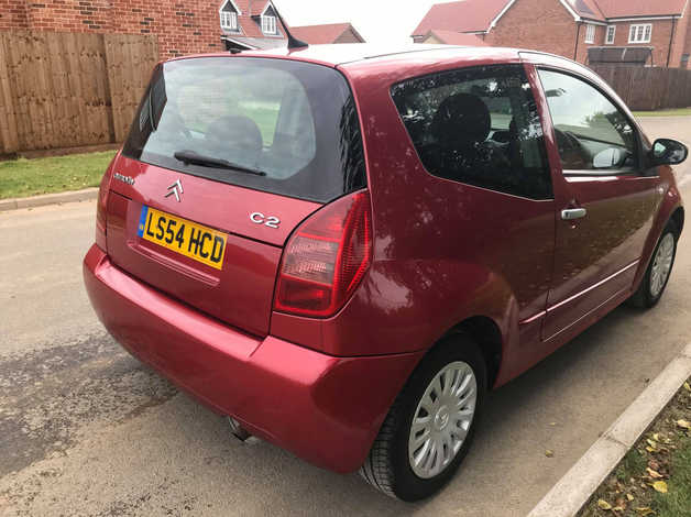 *£20 A YEAR TAX* CITROEN C2 1.4 DIESEL 2004 MOT & FULL SERVICE HISTORY VERY CLEAN CAR - Image 3