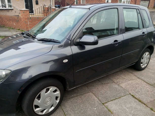 Cheap Mazda MAZDA 2, 2007 (07) Grey Hatchback, Manual Petrol, 73,483 miles for sale in  Middlesbrough