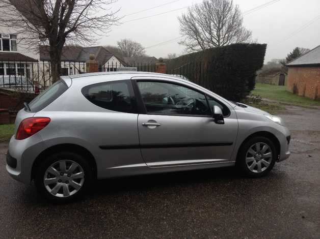 PEUGEOT 207 1.4 S 2009 (59) MOT 10 MONTHS FULL SERVICE HISTORY - CHEAP CAR TO TAX AND INSURE - Image 3