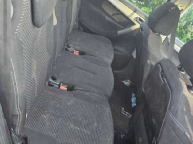 Citroen C4, 2010 (59) Silver MPV, Manual Diesel, 96,000 miles - Image 2