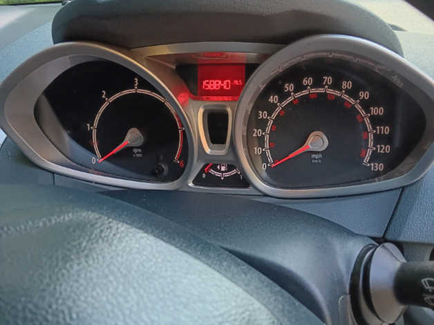 Ford Fiesta, 2011 (61) Blue Hatchback, Manual Diesel, 158,000 miles - Image 6