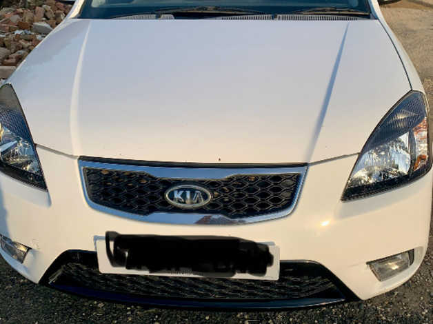 Kia Rio, 2011 (11) White Hatchback, Manual Diesel, 115,000 miles - Image 4