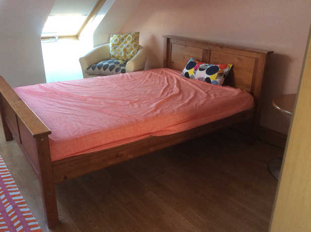 Double Bed Frame In Portsmouth Hampshire Freeads